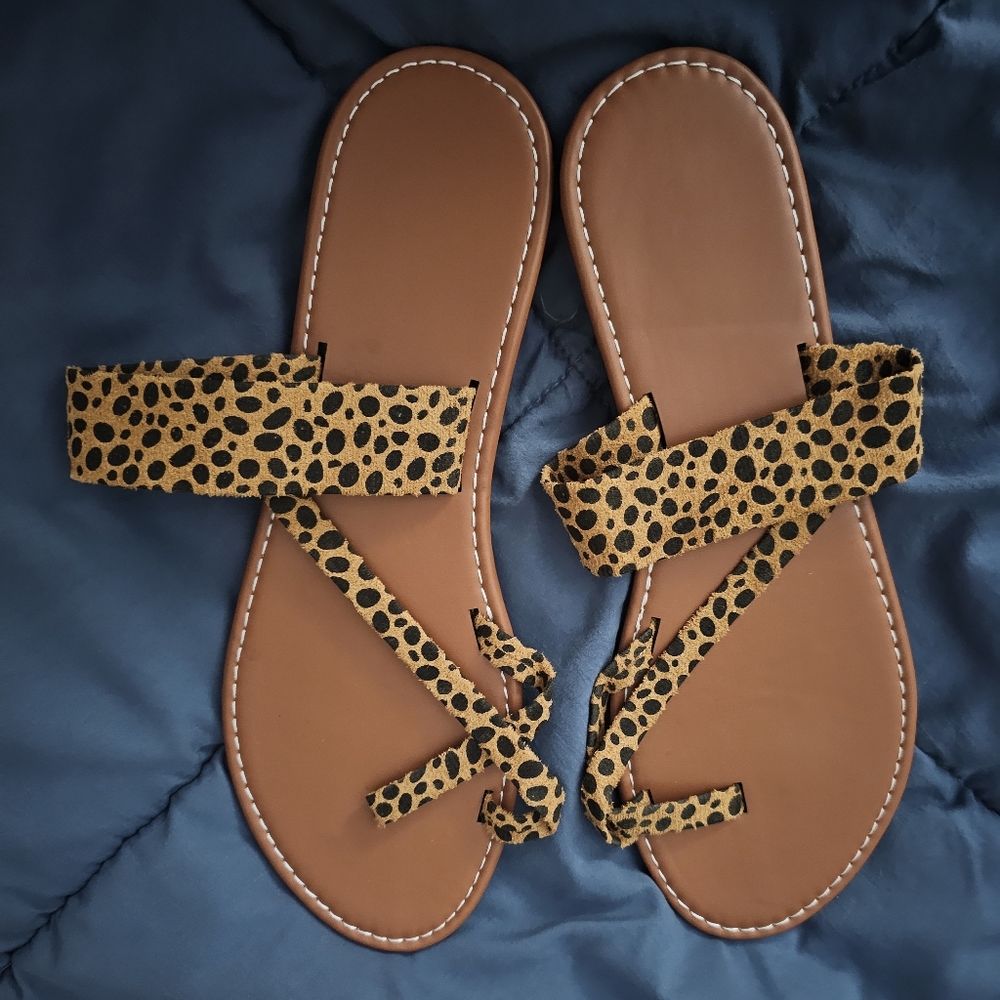 Leopard strapy toe sandals